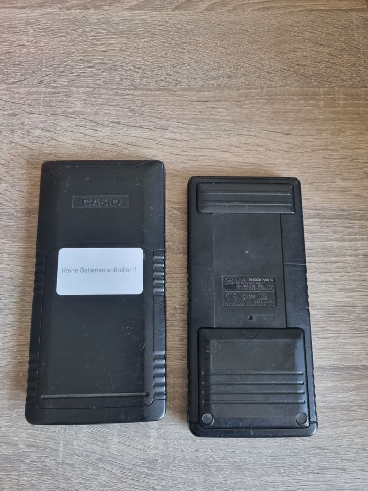 Taschenrechner - Casio - 9850GB PLUS-G in Leipzig