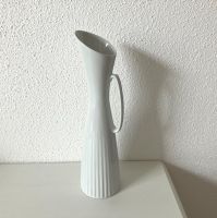 Porzellan Vase 1950/60 midcentury weiß Kannenform schlank vintage Bayern - Augsburg Vorschau
