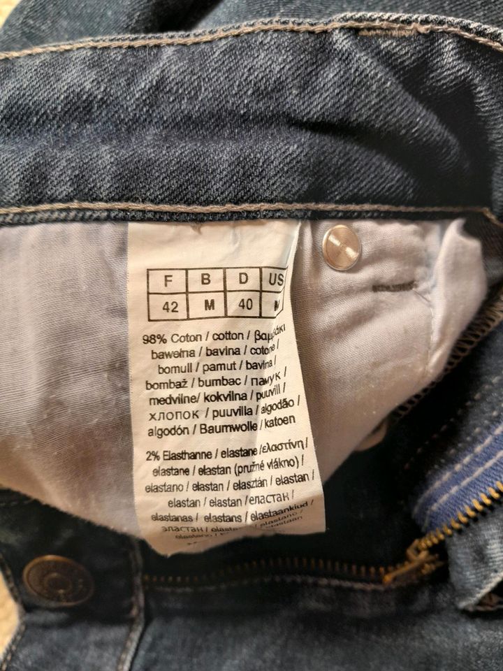 Jeans Shorts Hotpants kurze Hose 3 Suisses Gr. 40 in Rathmannsdorf