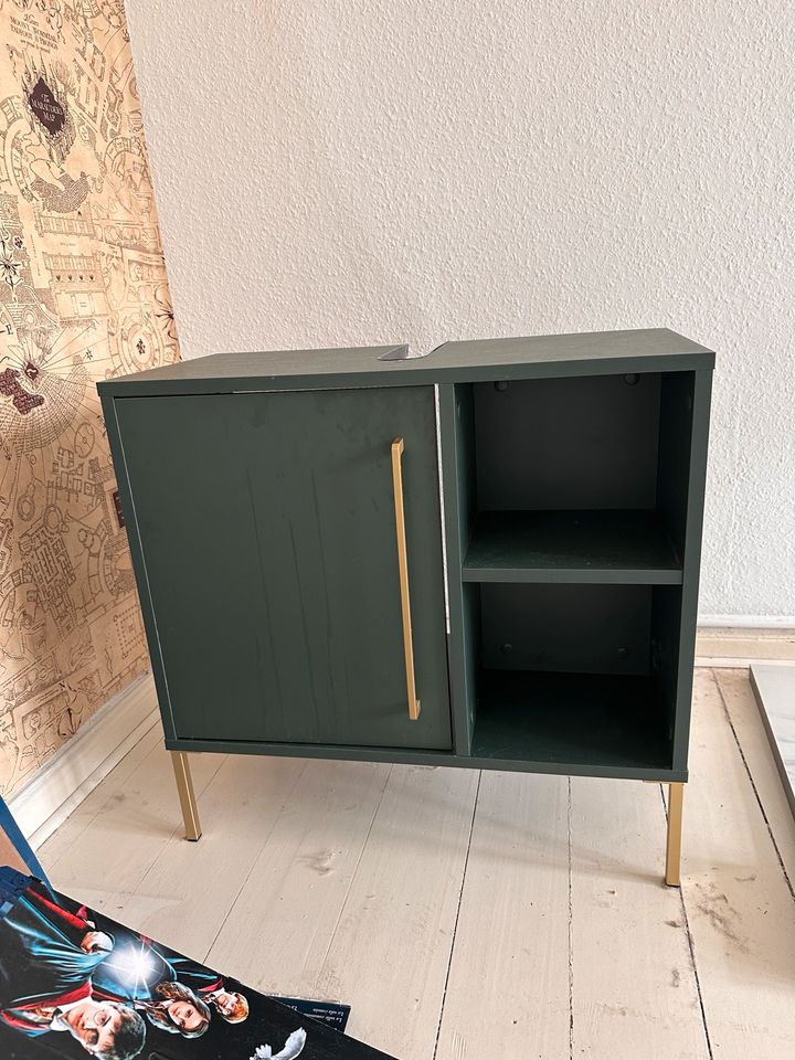 Badschrank grün Gold in Berlin