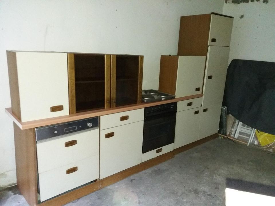 Suche Möbel Abholung von Küche Wohn- u. Schlafzimmerschrank in Erfurt