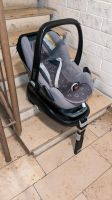 Babyschale Maxi Cosi Pebble grau Isofix Station Neugeboreneinsatz Bayern - Schweinfurt Vorschau