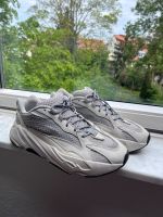 Adidas Yeezy 700 V2 EU 43 US 9,5 Stuttgart - Stammheim Vorschau