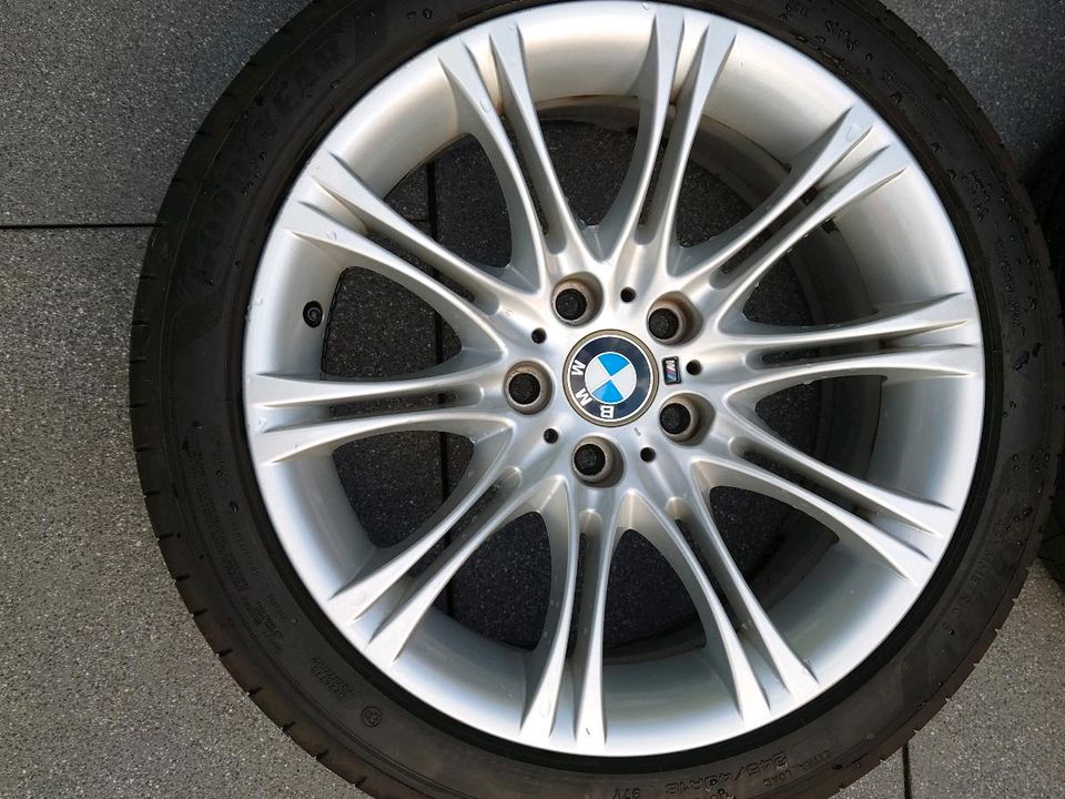 Original 18" BMW Style 135 Alufelgen+Reifen. E60/E61 in Niederkassel