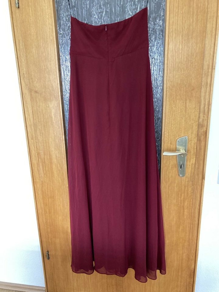 Vera Mont Abendkleid in burgunderrot, Gr. 42 in Monheim am Rhein