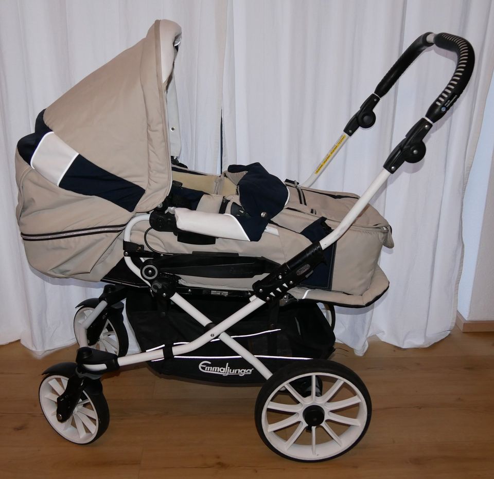 Emmaljunga Kinderwagen / Buggy mit Babyschalen-Halterung in Metten