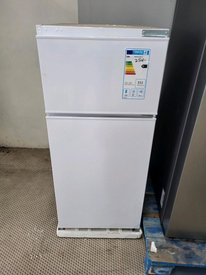 BEKO Einbaukühlschrank BSSA210K3SN, 121,5 cm hoch, 54 cm breit in Hainburg