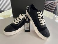 G-Star Sneaker 38 schwarz/weiß NEU OVP Sachsen - Chemnitz Vorschau