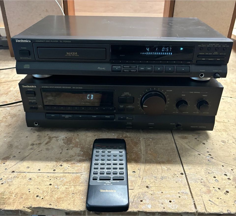 Technics Receiver- CD Player in Voerde (Niederrhein)