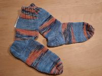 Stricksocken Größe 36-37 Socken gestrickt aus handgefärbter Wolle Nordrhein-Westfalen - Schloß Holte-Stukenbrock Vorschau