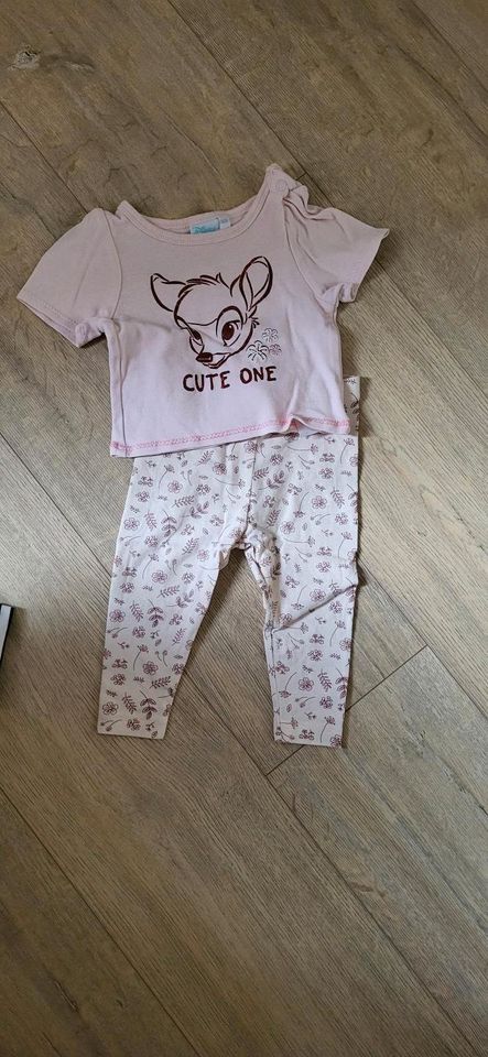 Mädchen Baby Set mit Windeln in Berlin