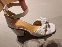 Sandalen Blockabsatzt 11cm Leder Nordrhein-Westfalen - Gelsenkirchen Vorschau
