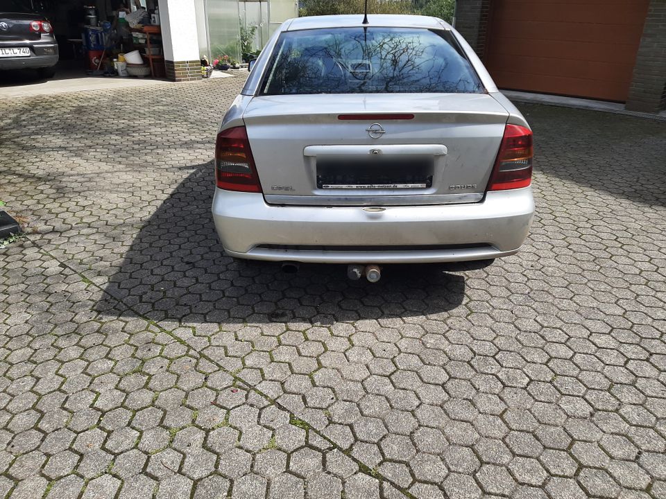 Opel Astra G Coupe Bertone Z22SE in Starkenburg