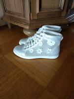 Graceland Sneaker 38 Hochschaft wie neu Sportschuhe weiß Schuhe München - Moosach Vorschau