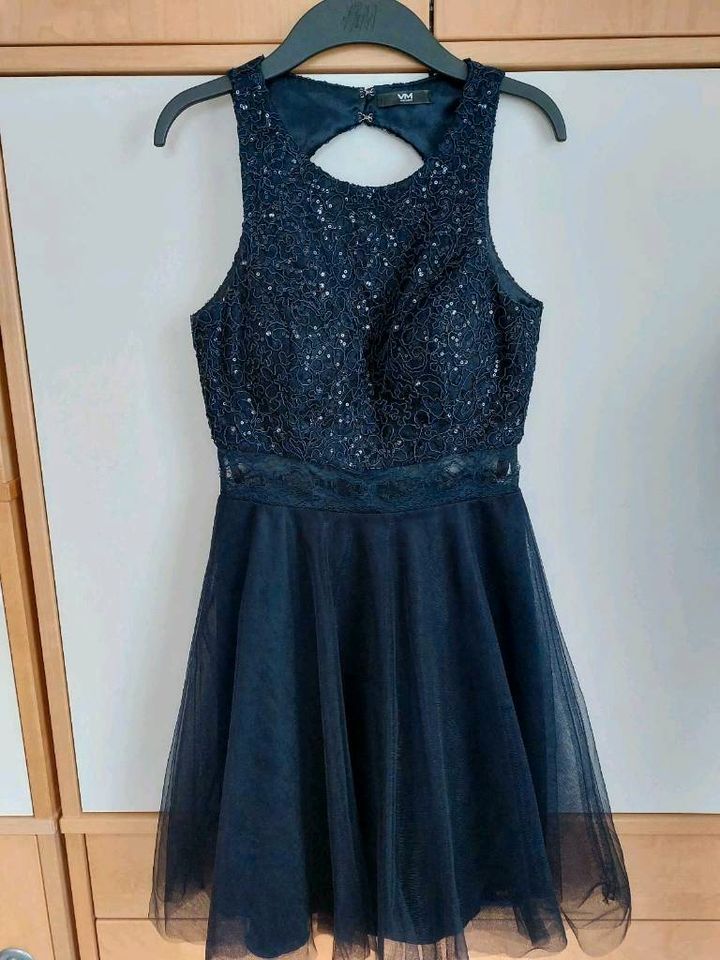 Festliches Kleid mit Bolero in Gr. 32 von Vera Mont in Niederaichbach