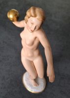 Figur von Hutschenreuther Mädchen mit goldener Kugel Wuppertal - Oberbarmen Vorschau