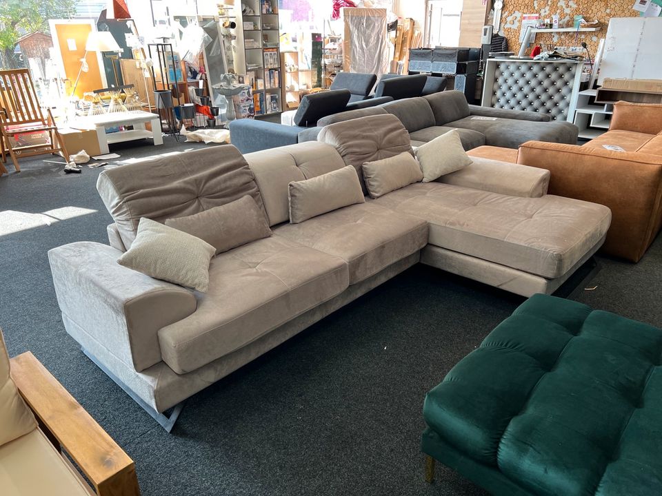 Sofa Couch Ecksofa Kopfstütze Verstellung Möbel UVP 5229€ in Alsfeld