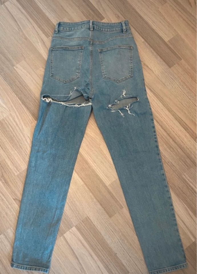 Mom Jeans mit Schlitzen hinten Asos Denim W28 L32 in Hagen