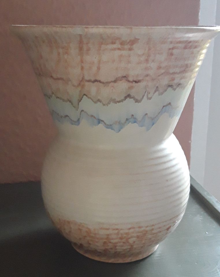 Keramik-Vase- Pastellfarben, 21cm hoch, Vintage in Berlin
