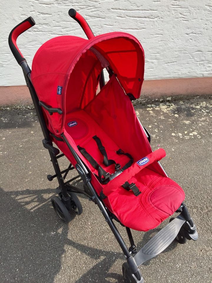 Chicco Buggy Liteway rot Reisebuggy in Wertheim