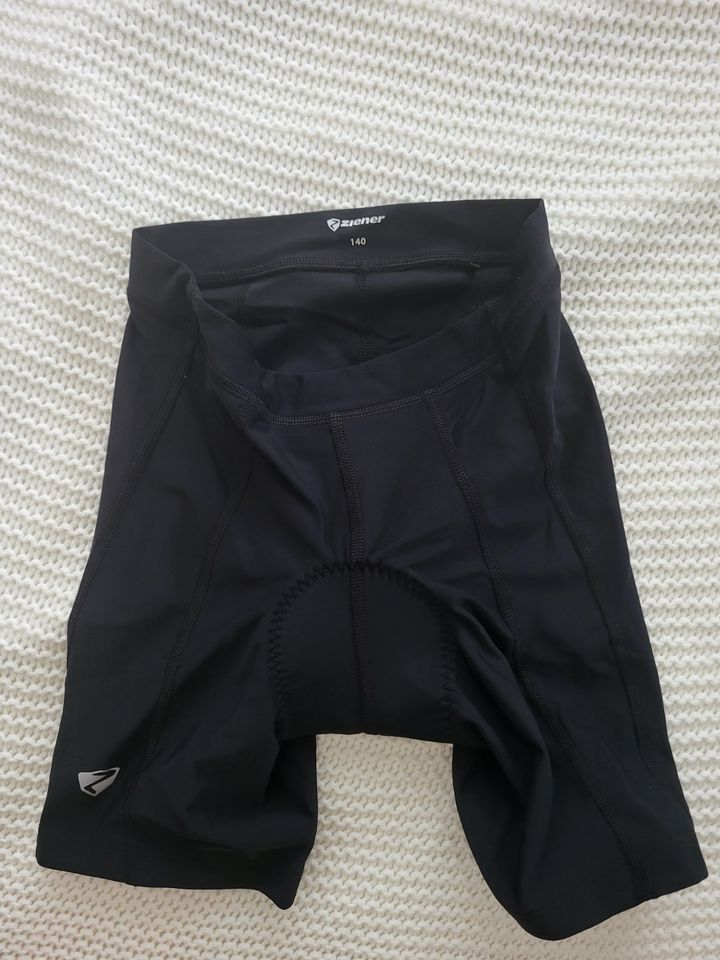 Radunterhose von Ziener schwarz Gr. 140 NEU in Dresden