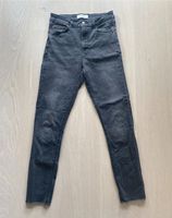 Schöne Zara Skinny Jeans Gr.40/38 Wandsbek - Hamburg Poppenbüttel Vorschau