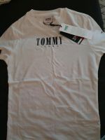 Hilfiger Tommy Jeans * Shirt/Tshirt * Gr.XS /176 * neu Nordrhein-Westfalen - Kamen Vorschau