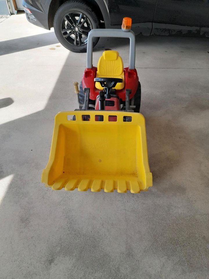 Rolly Trac Lader mit Kehrmaschine. in Freudenberg