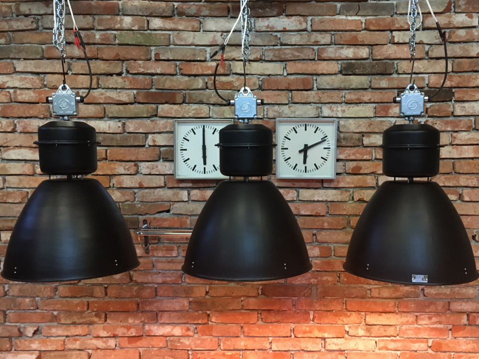 Industrielampe fabriklampe Werkstattlampe 50ér Jahre in Neubrandenburg