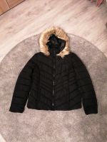 Damen Winterjacke Gr. 42 (fällt klein aus) Essen - Essen-Frintrop Vorschau