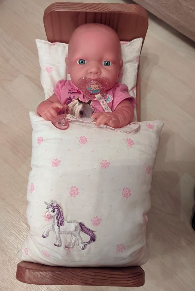 Baby Born Puppe inkl. viel Zubehör in Hartenstein