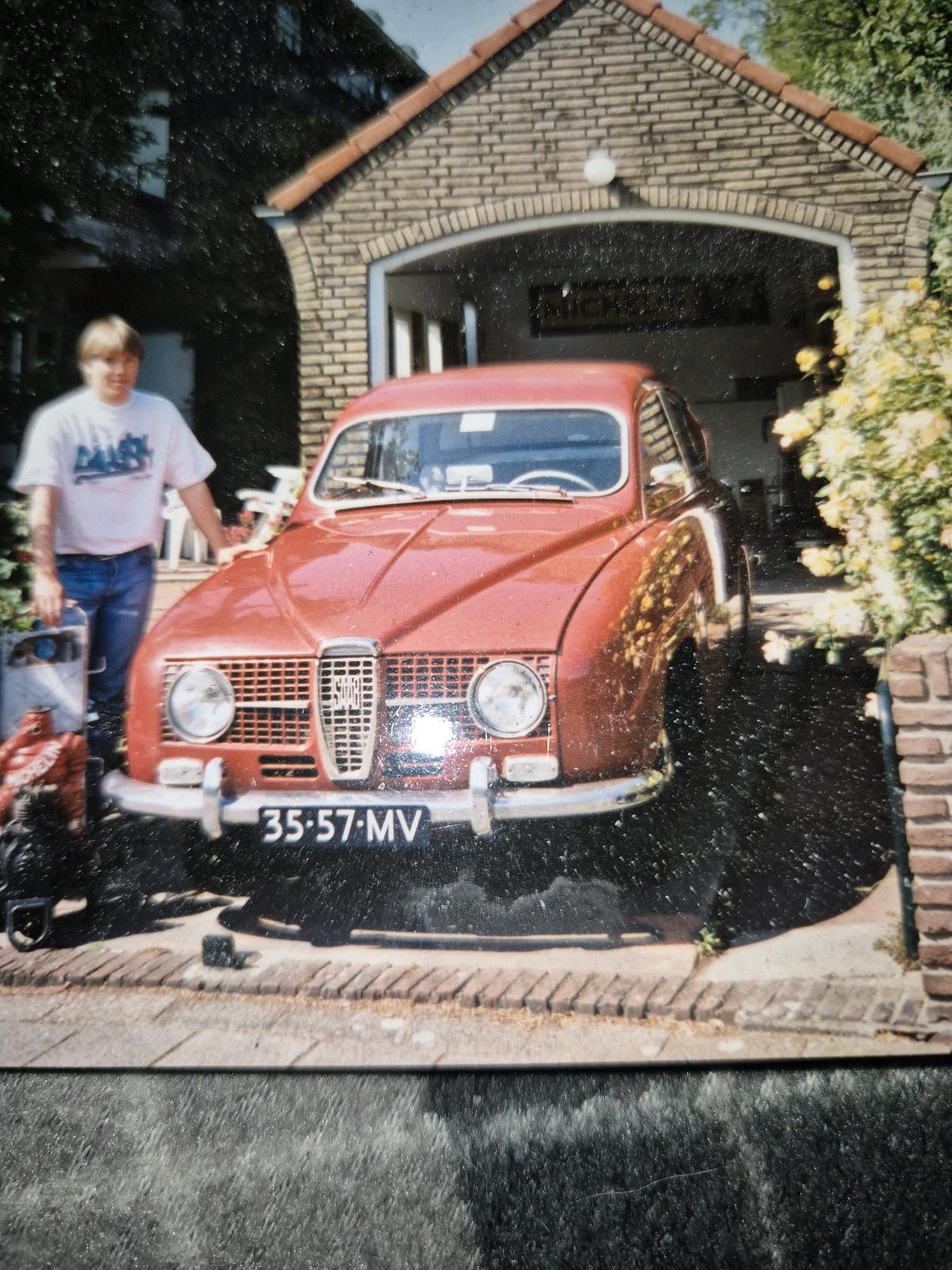 Abbildung des Autos saab 96   v4  50 Jahre  …