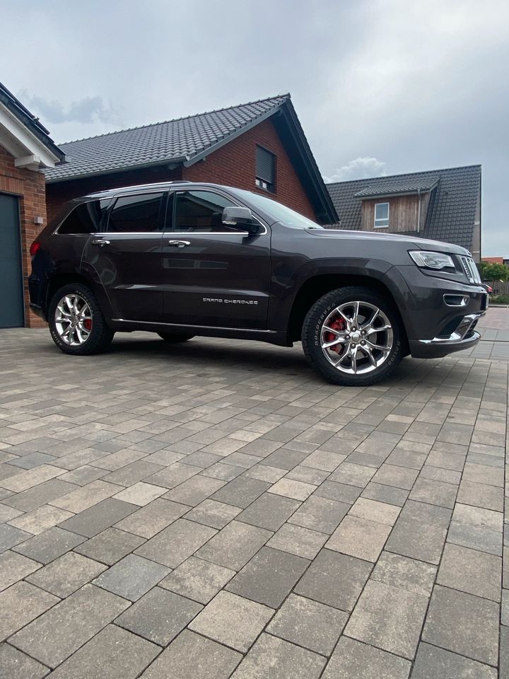 Jeep Grand Cherokee Summit 3.0 V6 in Südlohn