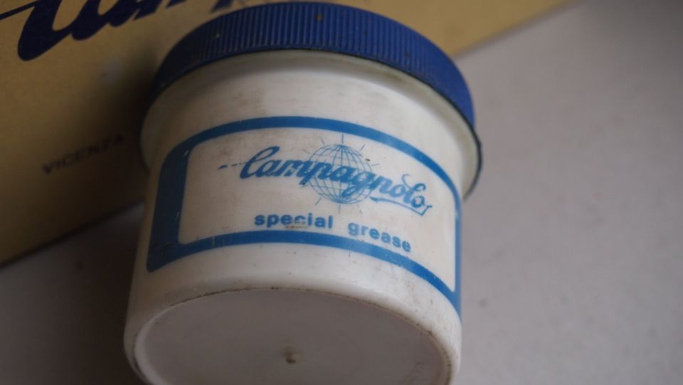 Original Campagnolo Fettdose für Werkzeugkoffer toolcase # 3385 in Hannover