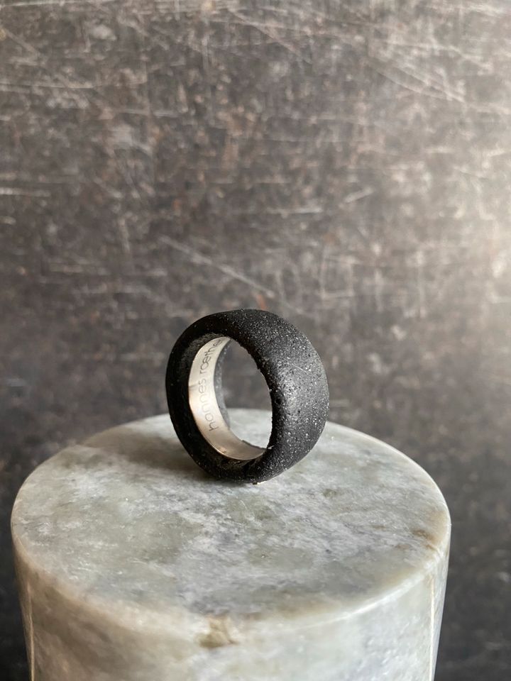 hannes roether = bergnerschmidt BETON-RING; schwarz; Gr.M / L in Frankfurt am Main