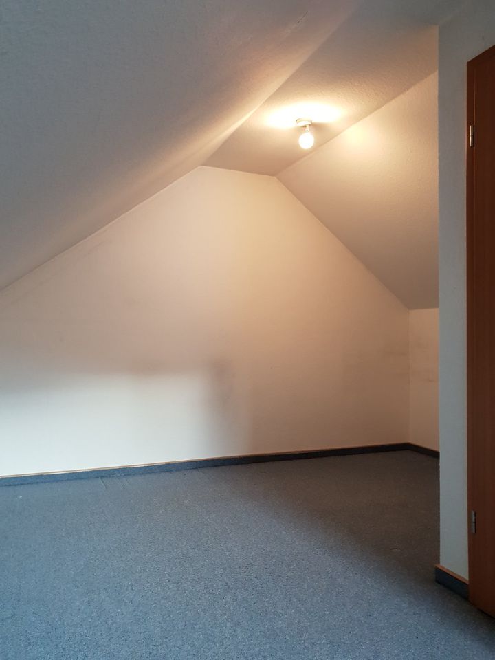 Zierenberg, 4 Zimmer, Küche, Bad mit Terrasse, 102m² in Kassel