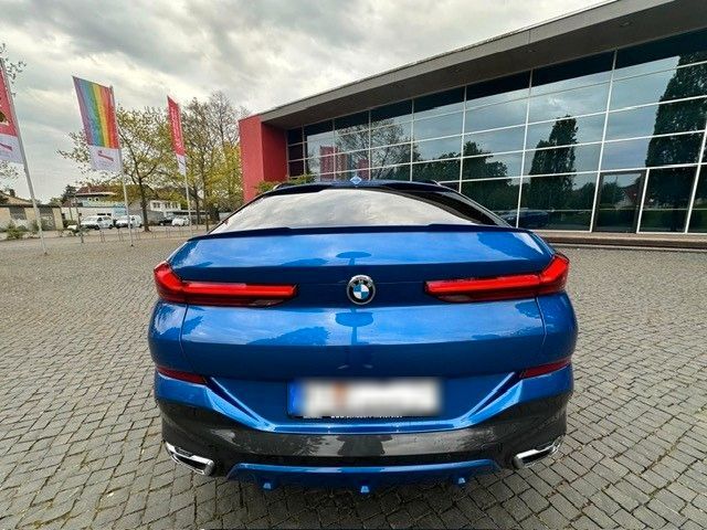 BMW X6 xDrive30d MSportpaket AHK Standhzg PANO Laser in Gifhorn