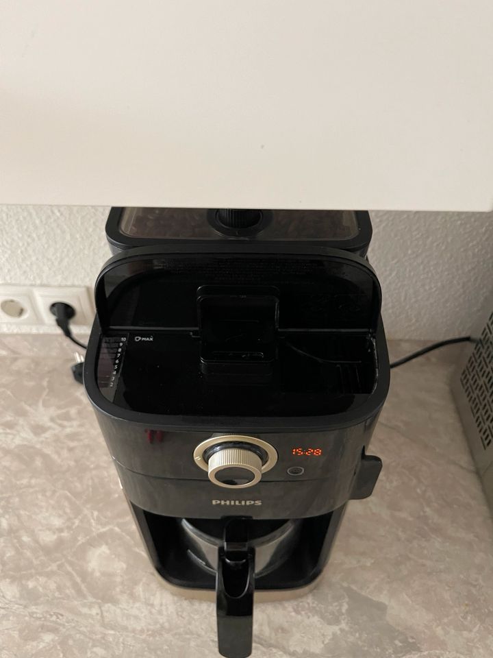 Philips Grind & Brew Kaffeemaschine - HD7768/90 - Filter+Mahlwerk in Koblenz