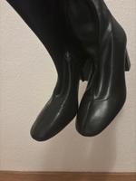 STYLISCHE ZARA STIEFELETTEN IN SCHWARZ – GRÖßE 39 Leipzig - Stötteritz Vorschau