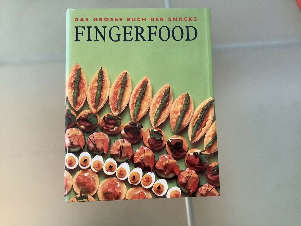 Fingerfood Das große Buch der Snacks Kochbuch in Ettlingen