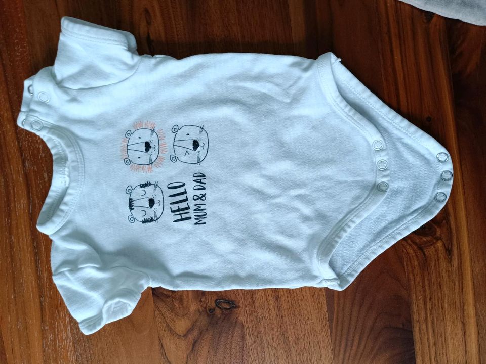 Baby Newborn Hose Body Mütze Set Größe 56 in Dortmund