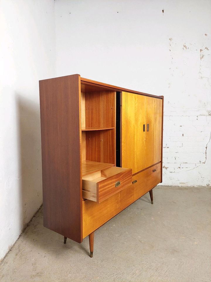 Vintage Highboard Kommode Holzschrank 60er 70er DDR Retro in Leipzig