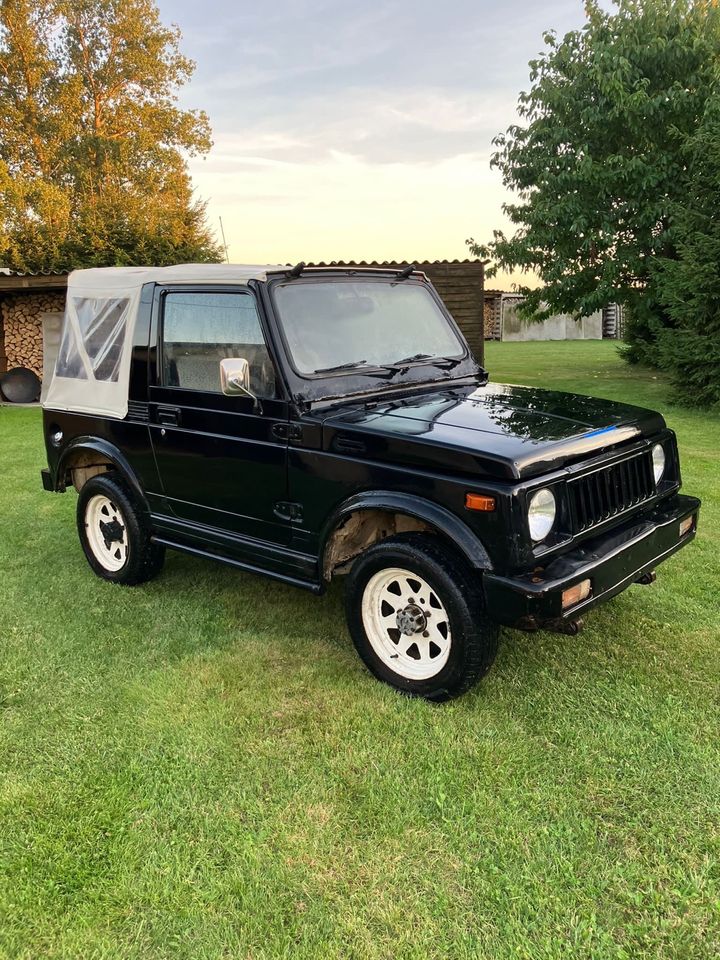 Suzuki SJ 410 Cabrio + Motor/Getriebe/Verteilergetriebe usw. in Wusterhusen