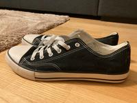 Ungetragene schwarze Primark-Sneaker, 43 Frankfurt am Main - Sachsenhausen Vorschau