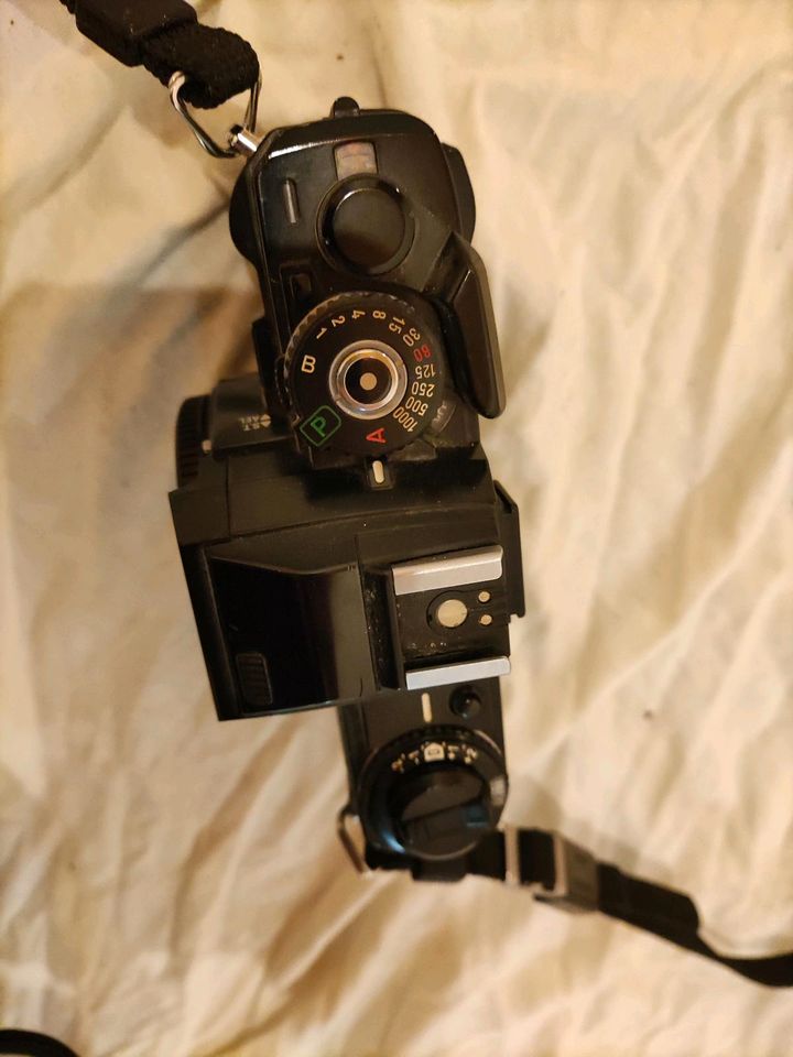 Minolta X-700 Spiegelreflexkamera inkl. Zubehör in Eckental 