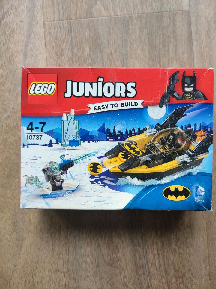 LEGO® Juniors 10737 Batman™ gegen Mr. Freeze in Immenstaad