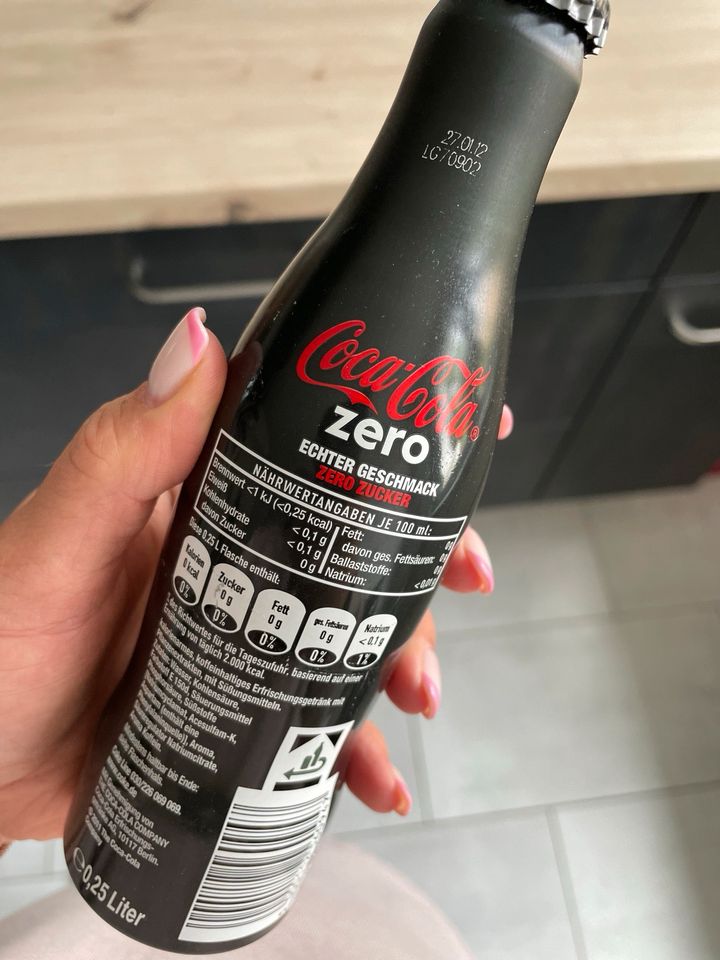 Coca Cola Aluminium Flasche in Radebeul