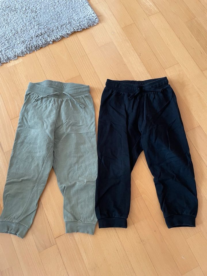 Jogginghosen H&M Größe 98 in Kirchheim unter Teck