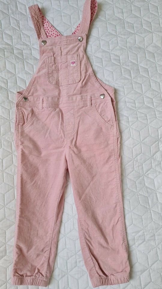 Hose Latzhose Samthose rosa H&M in Rheinland-Pfalz - Kausen | Babykleidung  Größe 92 kaufen | eBay Kleinanzeigen ist jetzt Kleinanzeigen