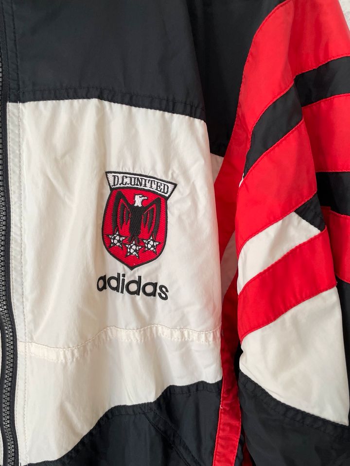 Vintage Adidas MLS DC United Trainingsjacke in Ludwigshafen